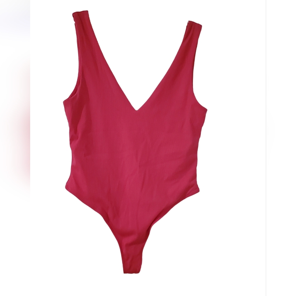 House of Harlow 1960 Contour Ribbed Deep V Dark Pink Bodysuit L